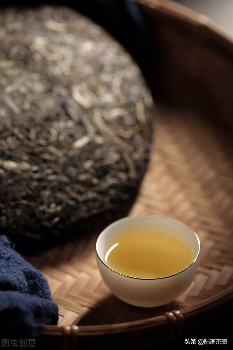 喝一口茶汤会吃进百万细菌！普洱茶上到底有多少微生物？