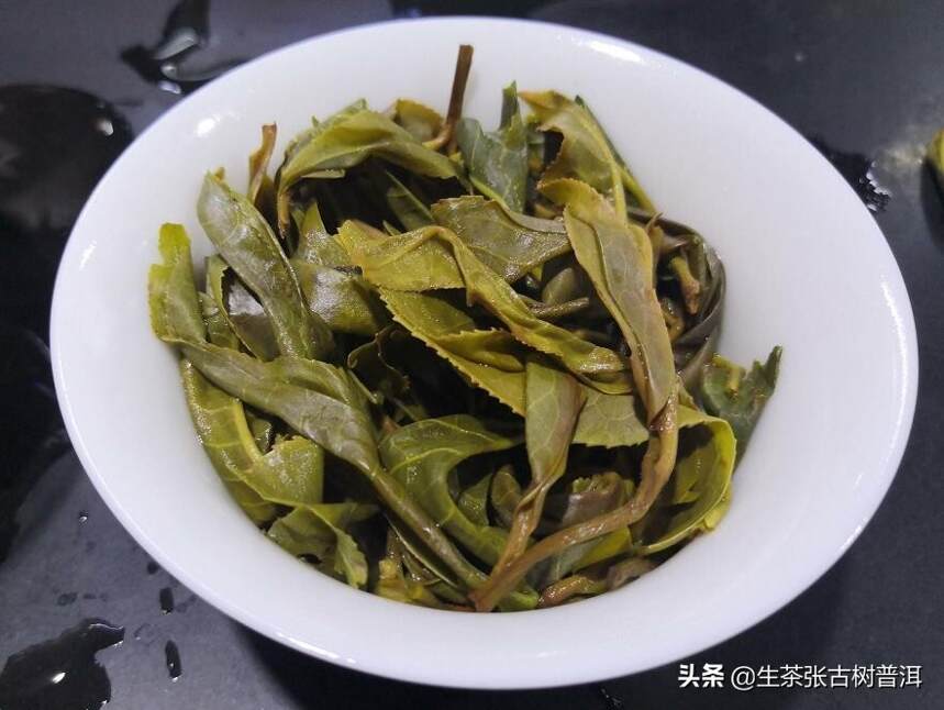 如何分辨普洱茶的味道？有这几种味道的普洱茶，千万要注意