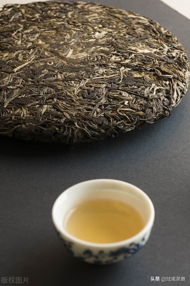 业界定义不清！谨防商家陷阱！揭秘普洱茶中水最深的古树茶