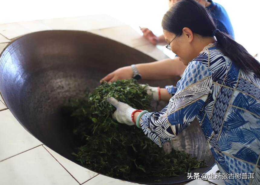 普洱茶汤出现浑浊现象，怎么回事？