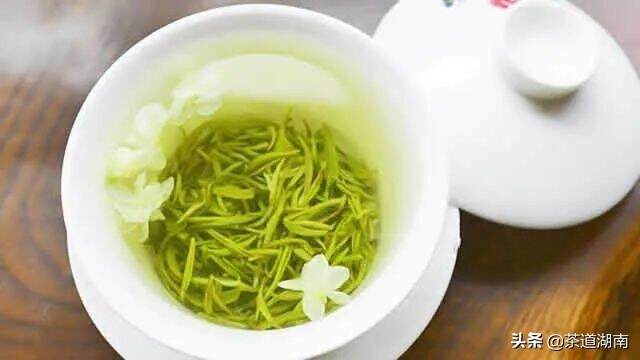 暑天喝花茶好处多多