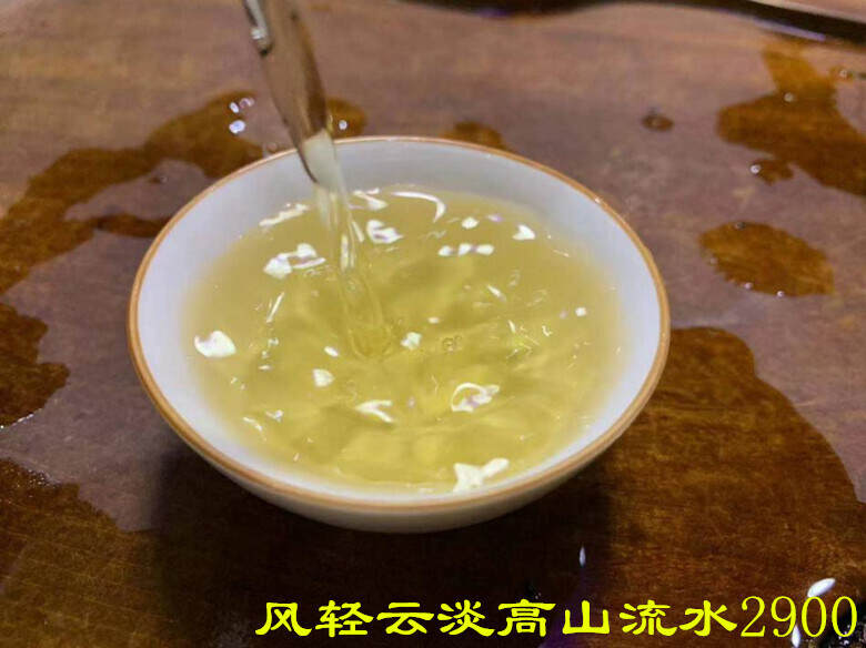 五种状态下的普洱茶“醒茶”，还分为“干醒、湿醒”，讲究多多