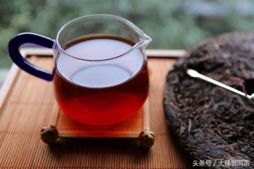 云南茶叶双星：普洱熟茶和滇红茶异同