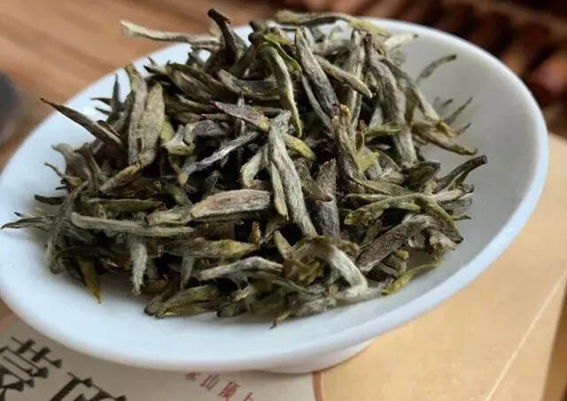 中国黄茶谱：有银针有毛尖，但它们都不是绿茶