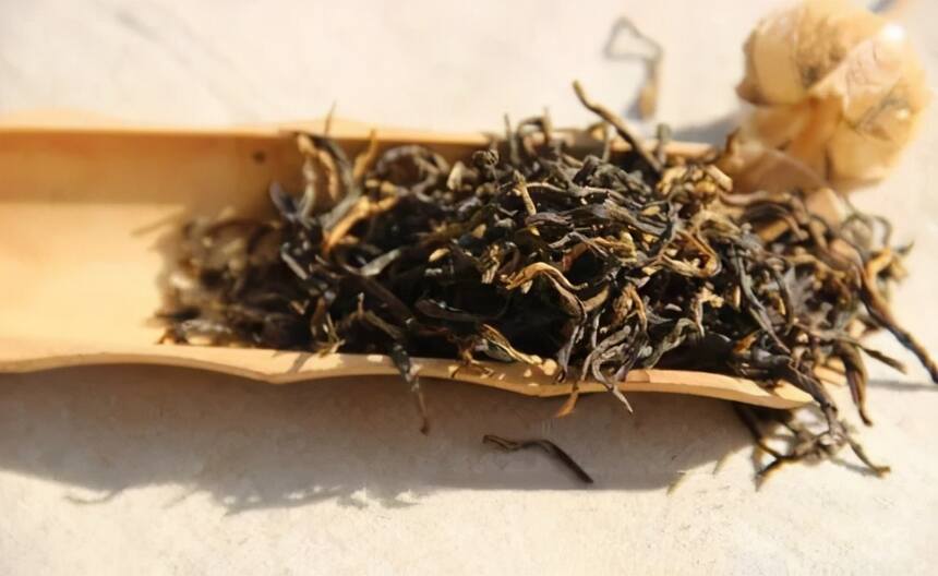 不同茶类的各个等级都有什么区别？看看你喝的是什么等级