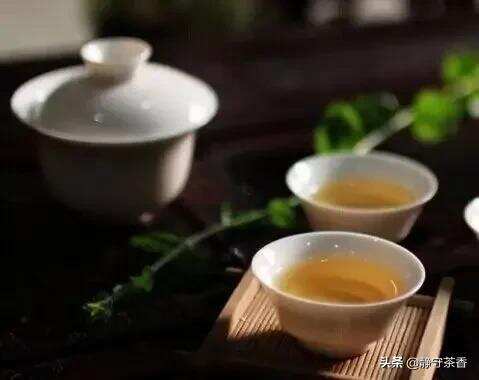 为什么同一品名的凤凰茶两次不是一个味道？是以次充好？