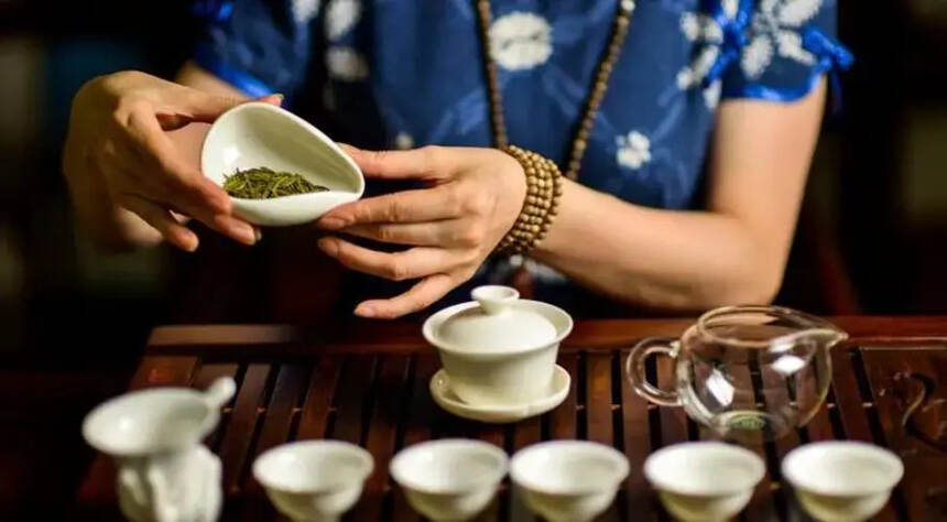 喝茶的基本礼仪，您知道多少？