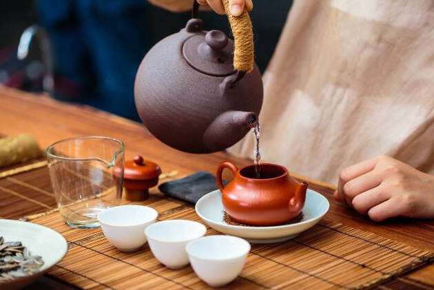 “秋老虎”时节，应该喝什么茶好？本镜茶业