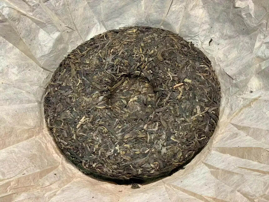 精品好茶！易昌号老生茶！
昆明纯干仓存放，香气扑鼻，