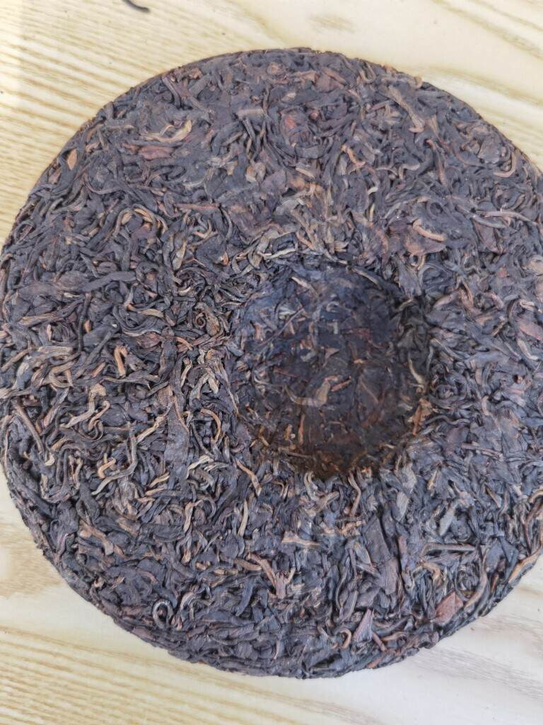 #普洱茶# 1999年易武野生茶绿大树，干仓，99年