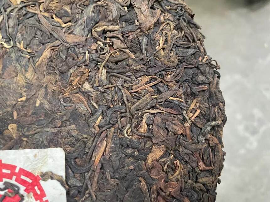 #普洱茶# 98年红印，红中红，青饼，（烟香）。
