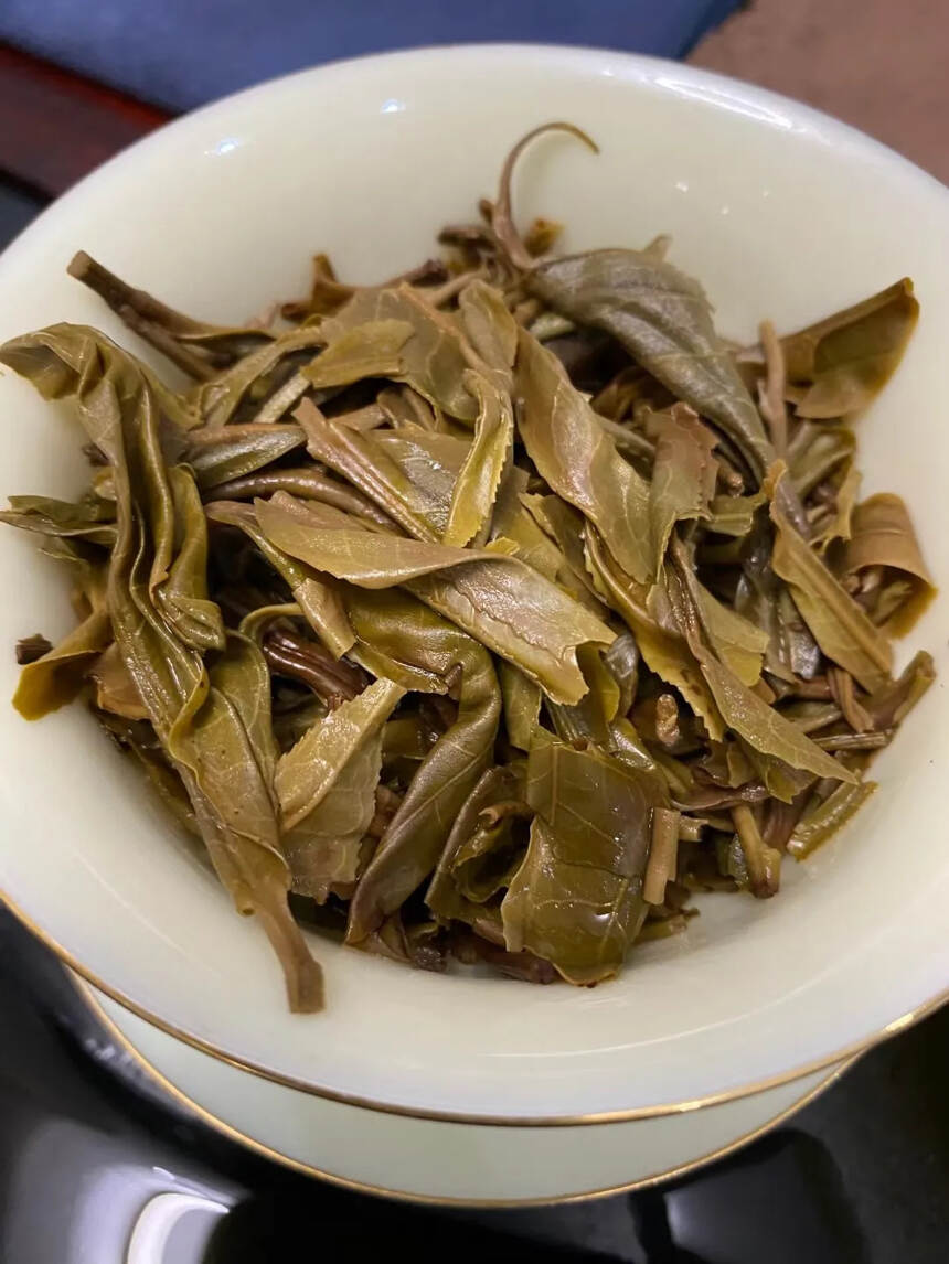 #普洱茶# 2021年头春那卡古树茶。