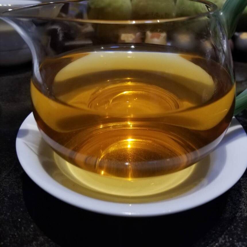 #普洱茶# 05年乔木七子饼茶，凤庆龙泉茶厂，香甜，