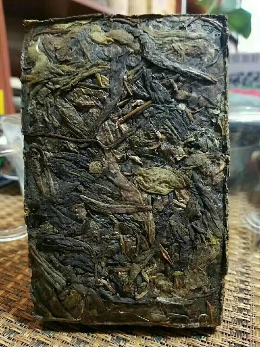 #普洱茶# 2017年百花潭古树黄片砖，250克，生