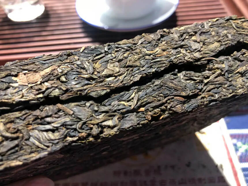 1998年班?章王茶??熊貓??生態磚茶
选用章班?