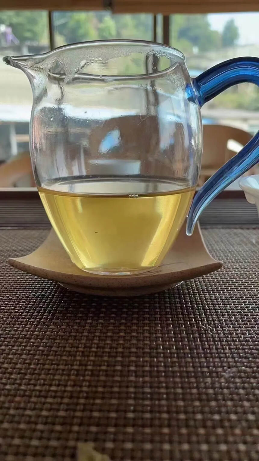 2018年勐宋古树茶，生茶。里外一口料，一提7片，一