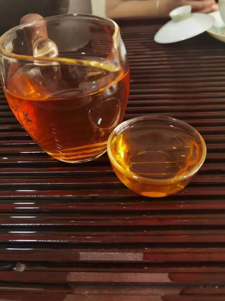 #普洱茶# 98年易武刮风寨金瓜，800克，老生茶，
