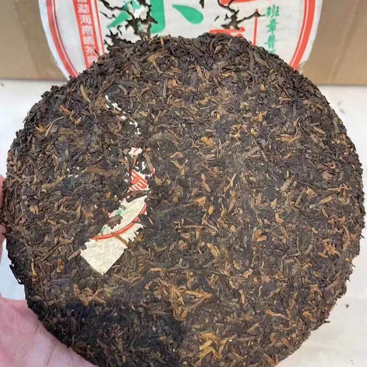 ??南峤2005年班章普洱王，用班章料发酵的熟茶，香