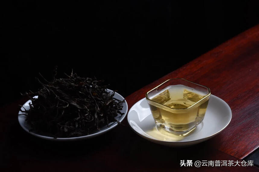 2022年拔玛古树茶
甜而不腻，涩而不滞，齿颊津甜，