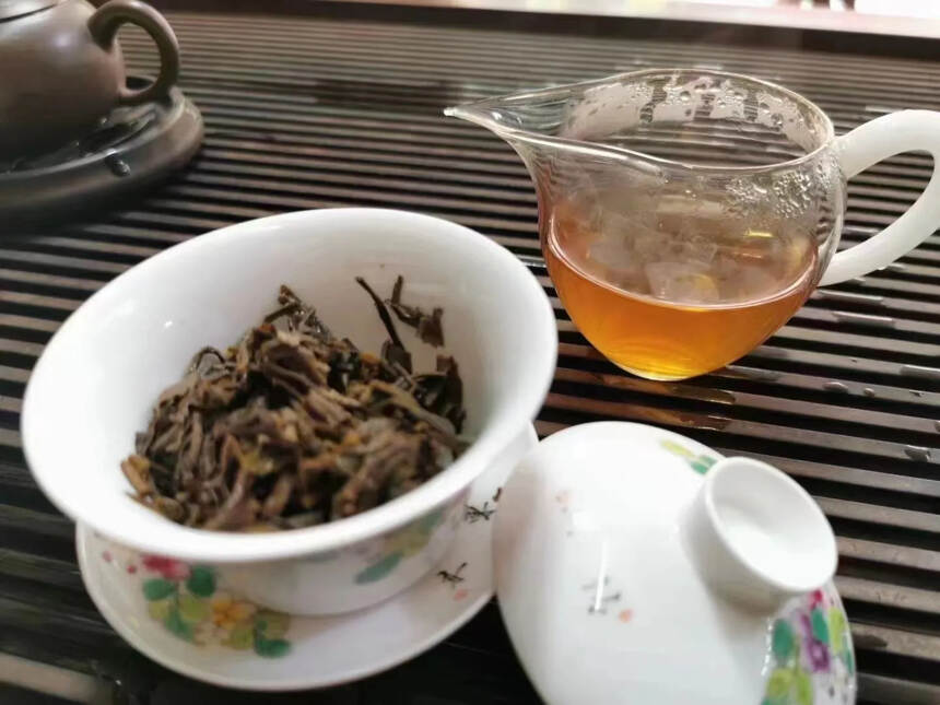 竹筒茶
