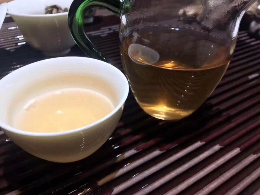 #普洱茶# 06年勐海乔木早春饼，生茶，380克，香