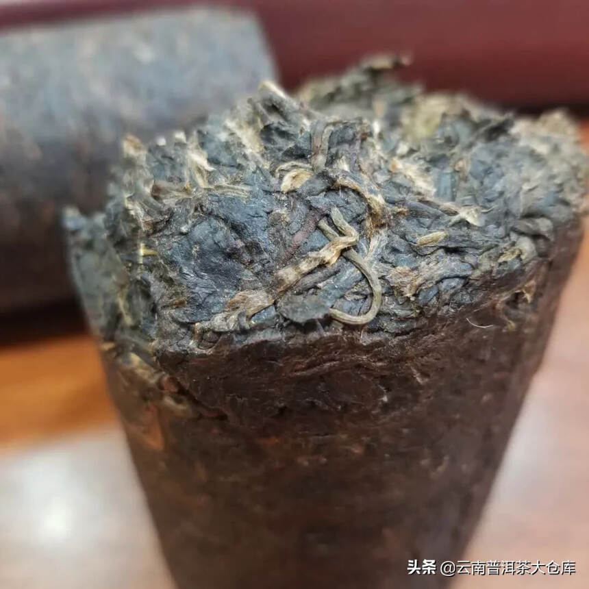 98年那卡古树茶柱500克#普洱茶# 
昆明纯干仓老