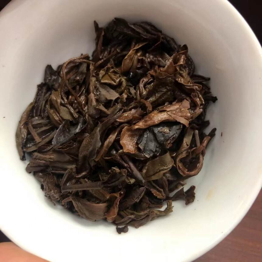 #普洱茶# 80年代鼎兴茶庄，老生茶400克。