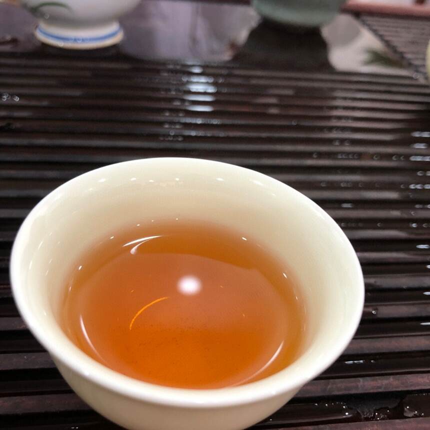 #普洱茶# 99年250克可以兴生茶砖，茶低厚，烟香