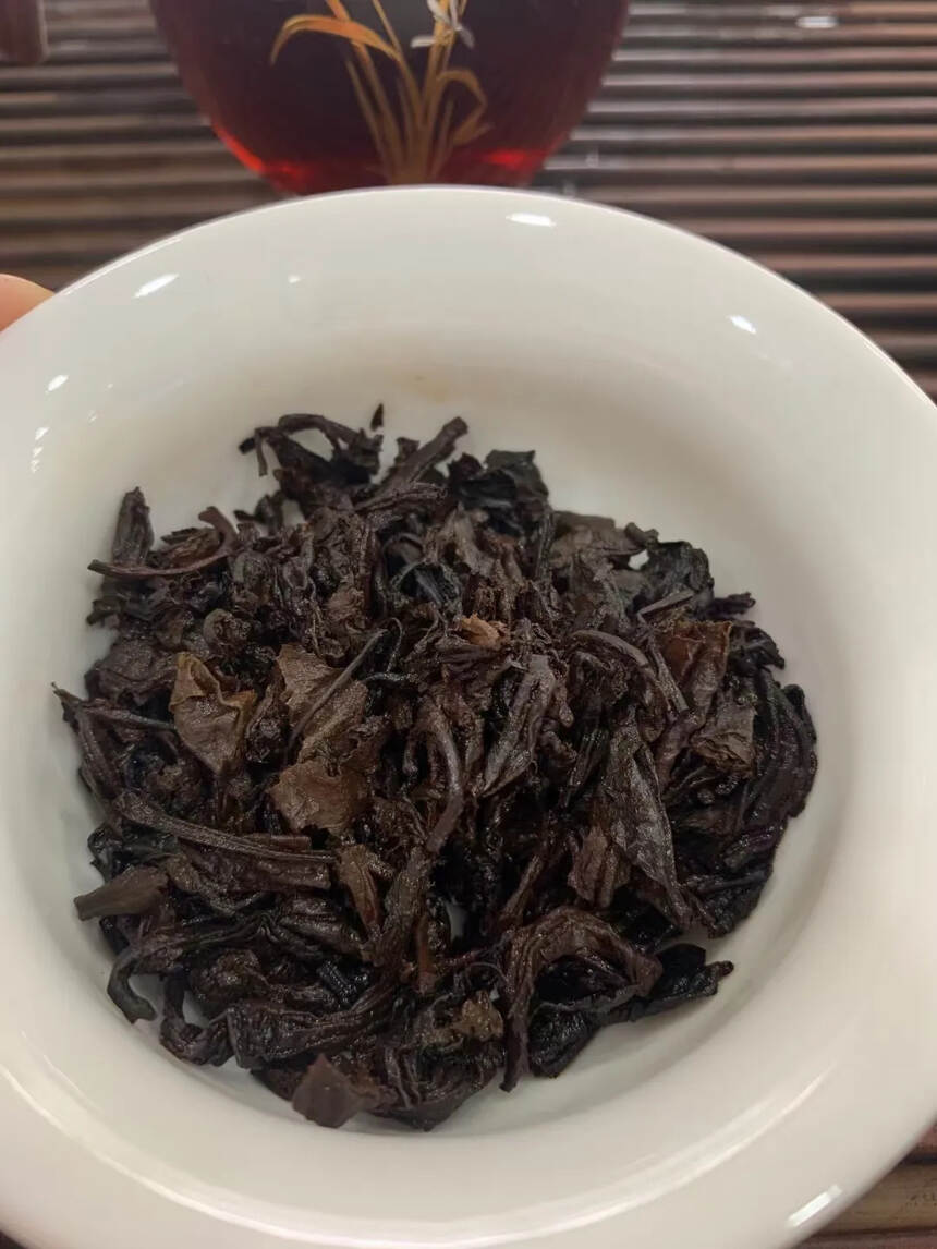 2007年思茅齐福茶业出品熟茶砖，泡开瞬间，枣香和陈