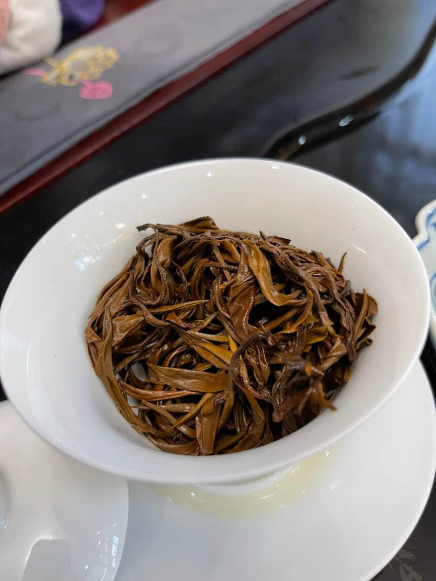 #普洱茶# 帕沙犀牛塘古树红茶，日晒滇红单芽茶，厚重