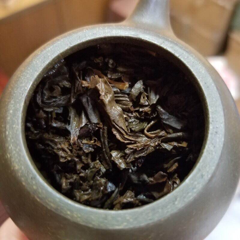 #普洱茶# 97年艺术字老生茶，美术字铁饼！干仓梅子