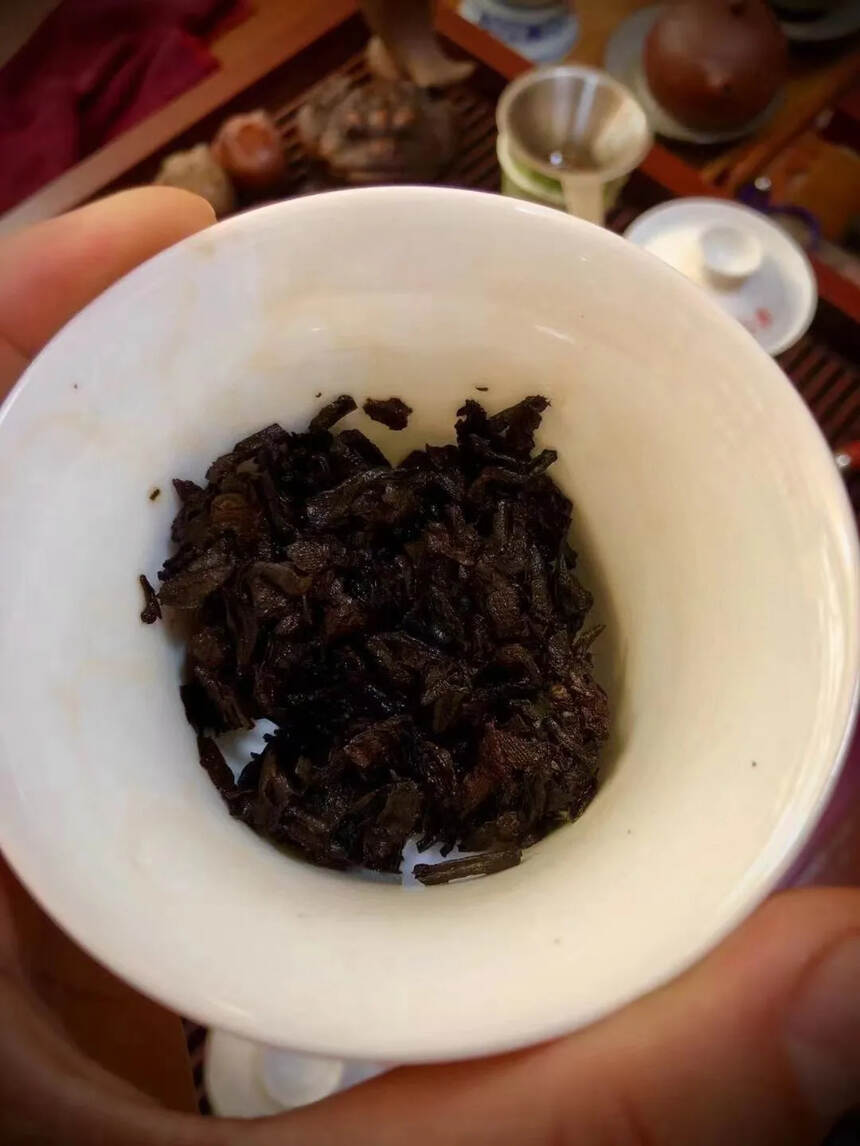 #普洱茶# 2005年福海绿印熟饼，一口料压制，茶底