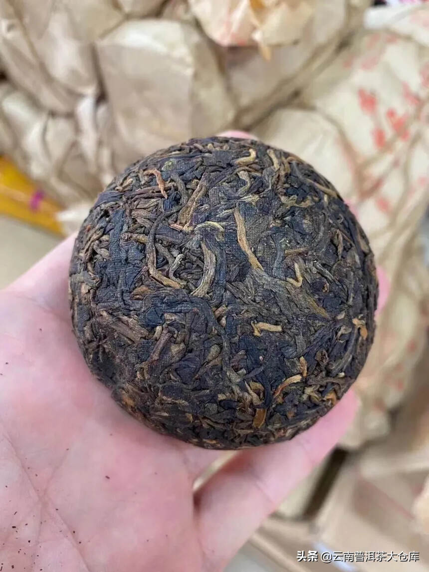 2000年 勐库茶? 甲级沱（又名：火车头沱）勐库甲