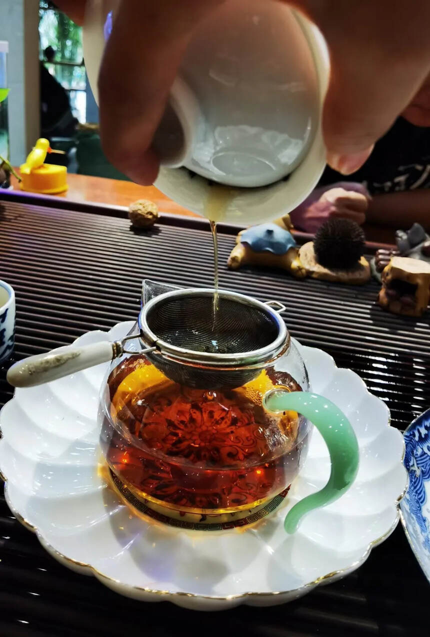 #普洱茶# 2001年易-武-正-山-青-饼，（极-
