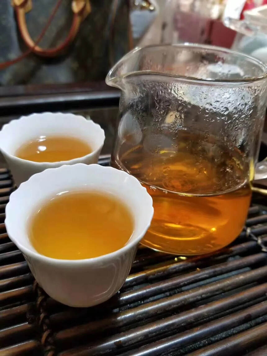 #普洱茶# 03年南糯古树茶生茶，云海，纯料南糯山拔