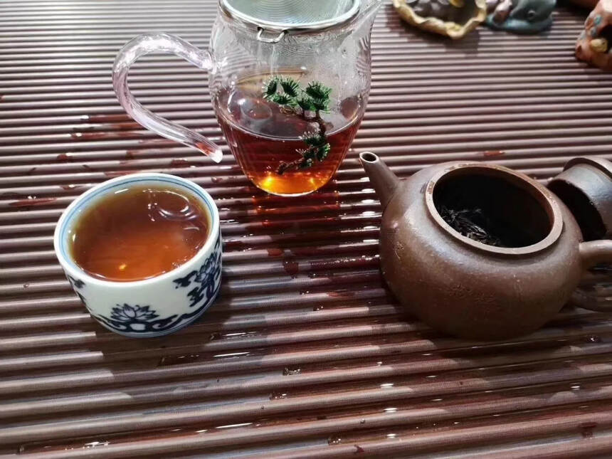 #普洱茶# 97年水蓝印青饼，干仓，老茶。