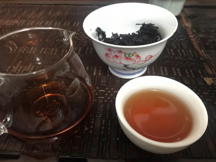 60年代老中茶红印生茶，生茶转化到极致#普洱茶# #