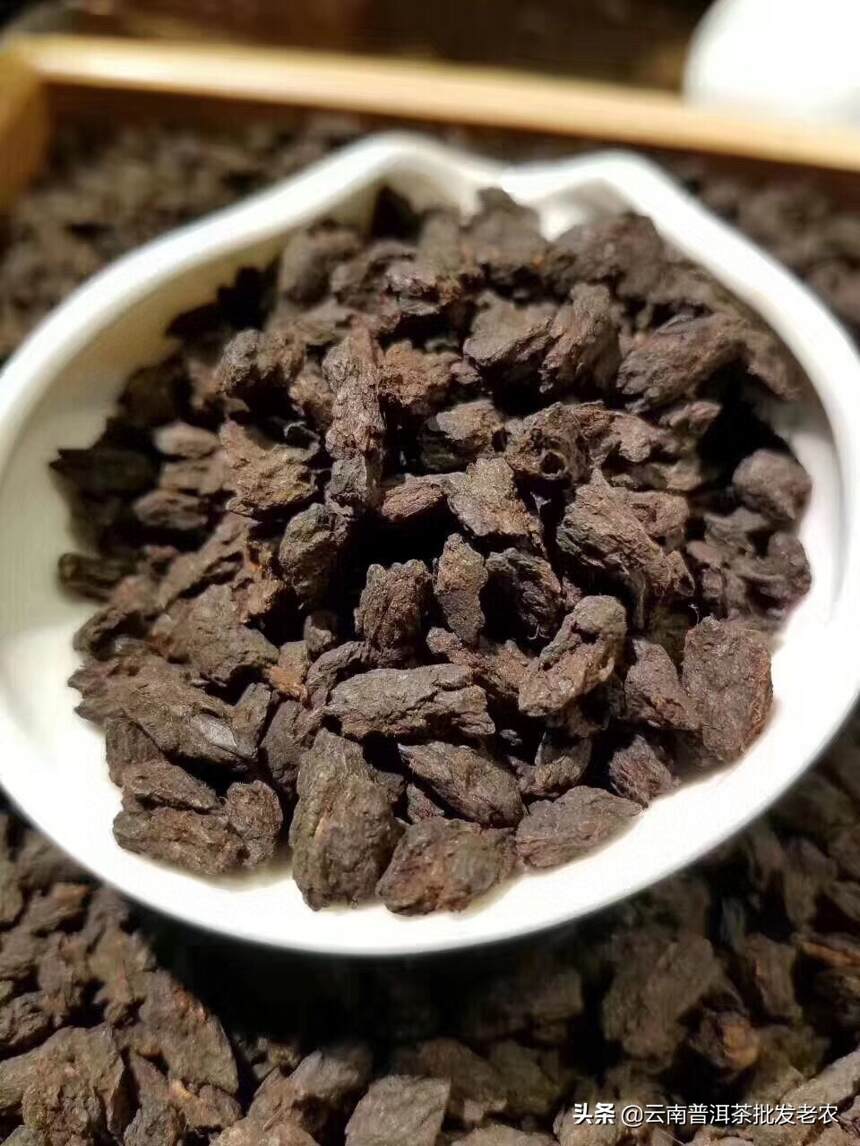 熟茶，老茶头，碎银子有什么区别？你们知道吗？
02年