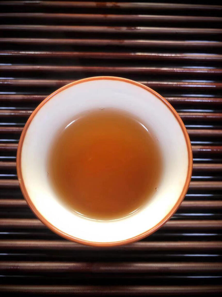 90年代古思茅绿印纯干仓老生茶，勐海茶纯料压制，口感