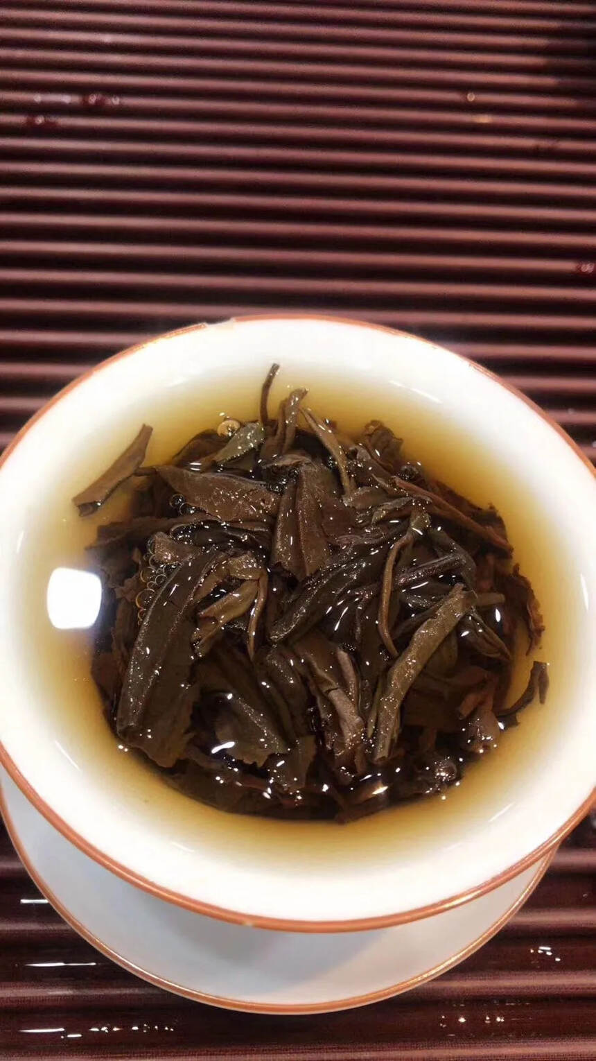 02年薄纸双飞大红印七子饼茶#茶# #普洱茶# #收