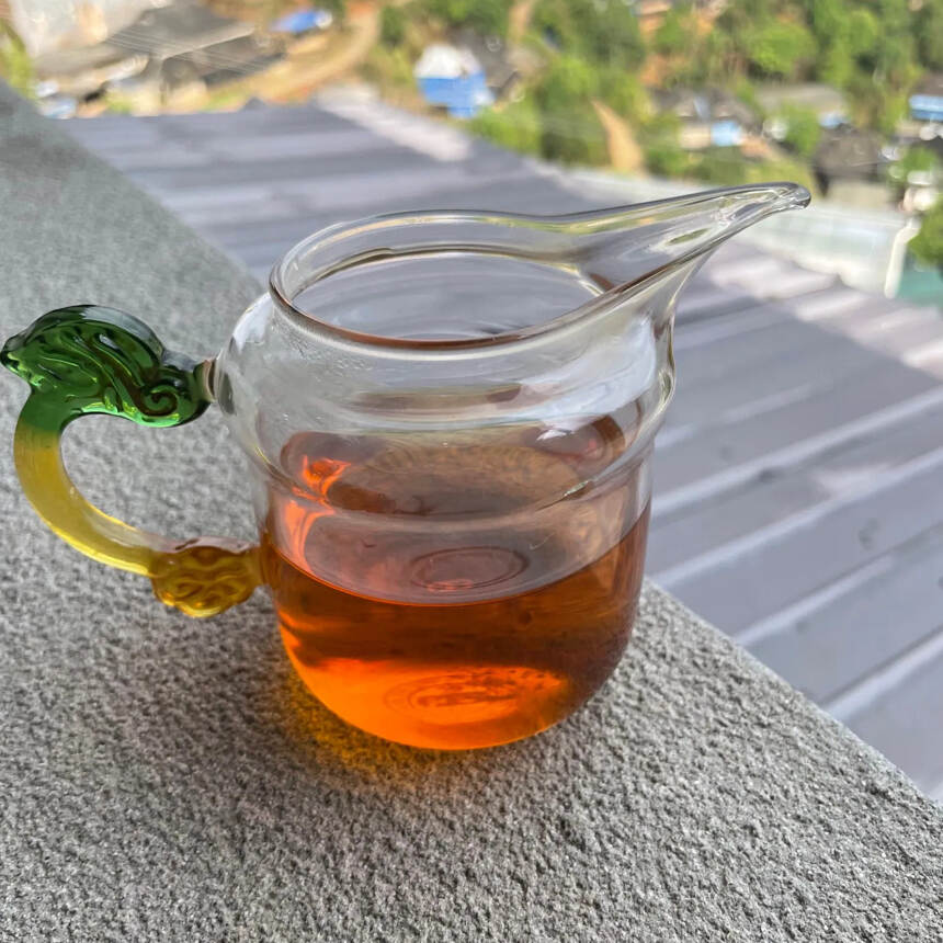 新茶严选：2021年帕沙乔木红茶#茶# #普洱茶#