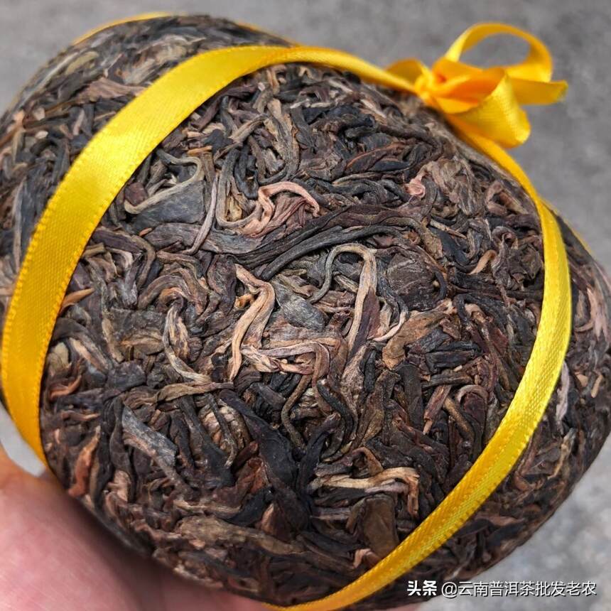 2014年贺开古树金瓜1000克生茶，香高水甜。仅有