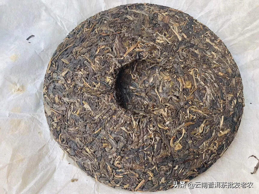 03年宋聘号生茶，，易武原料压制#中国茶韵# #普洱