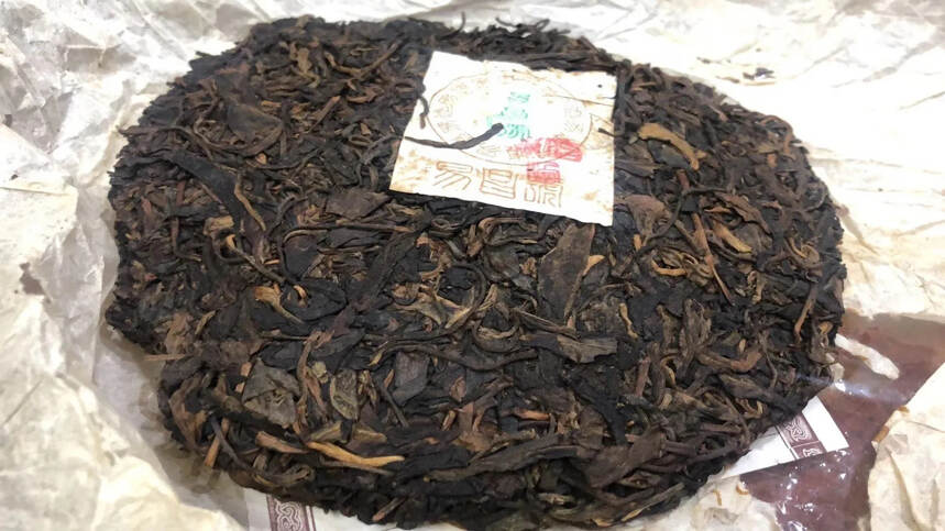 05年易昌号精品生茶
紧压度适中，仓储高香
杯底蜜香