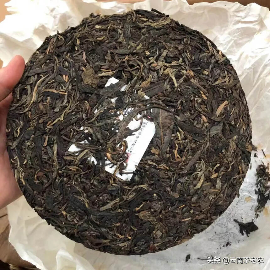 藤条茶为什么生津回甘好？
茶性阳刚，香气高扬，滋味绽