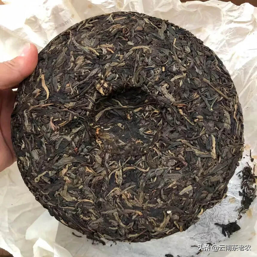 藤条茶为什么生津回甘好？
茶性阳刚，香气高扬，滋味绽