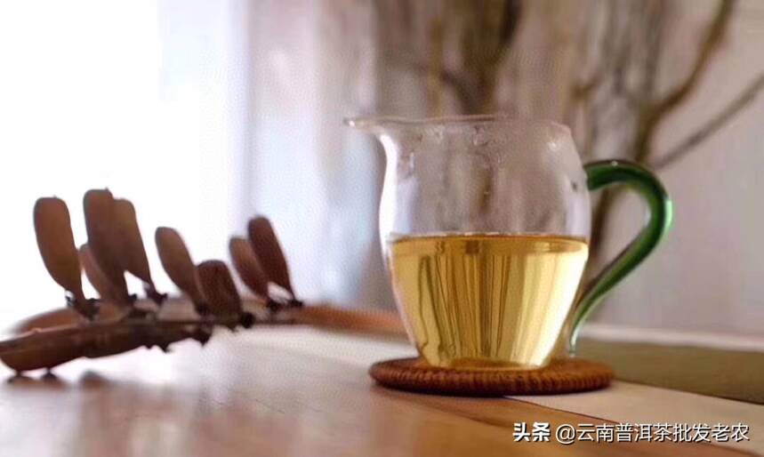 2014年昔归古树茶！汤色淡黄清亮，味甘;三泡后回甘