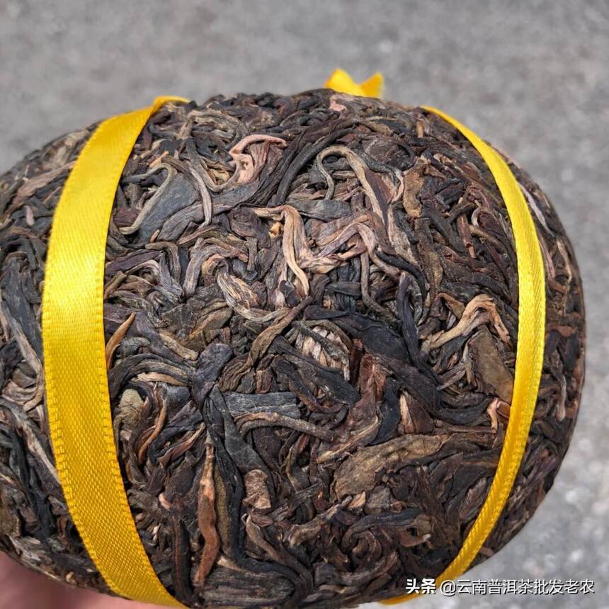 2014年贺开古树金瓜1000克生茶，香高水甜。仅有