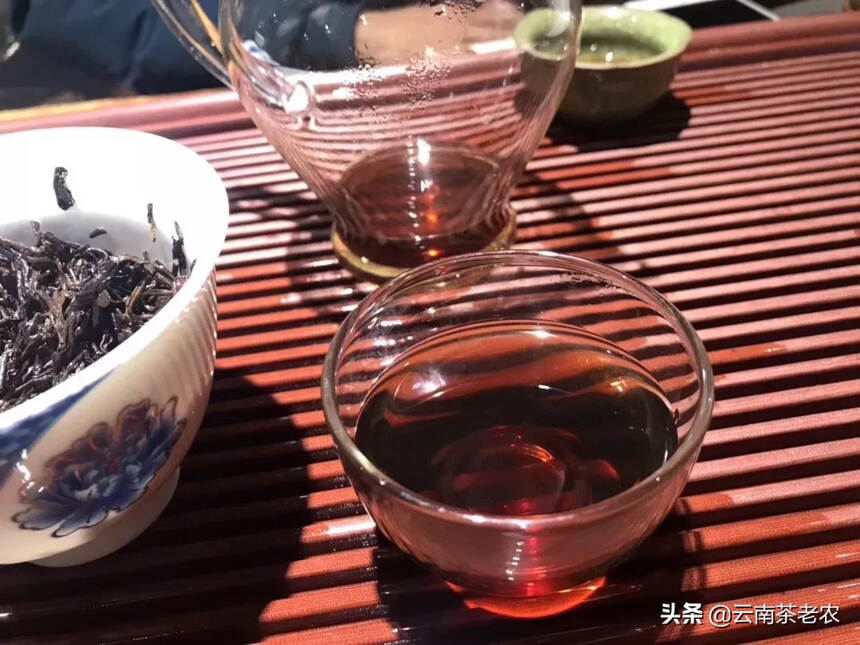 98年少量精品散茶，帕沙茶农私藏茶。甜润陈香！