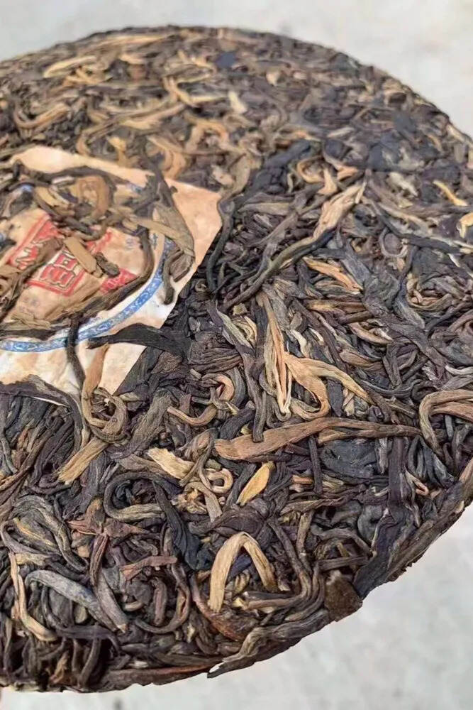 ??

茶如其名，确为极品[好的]纯正布朗山春茶，条